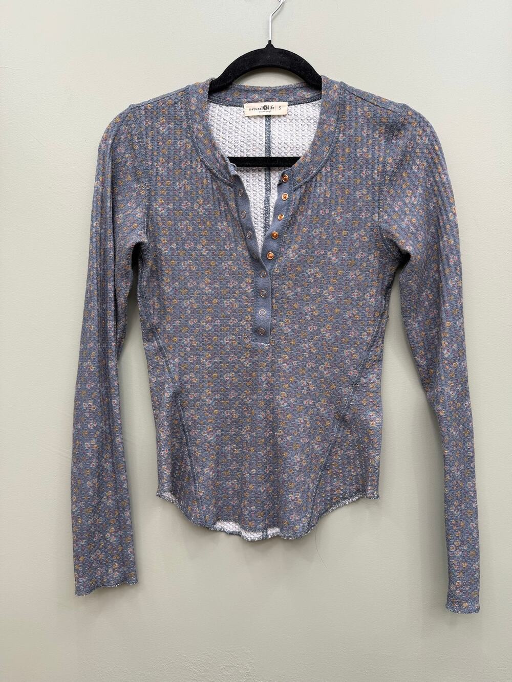 Natural Life Reagan Floral Waffle Knit Henley S Blue Thermal Boho Cottagecore